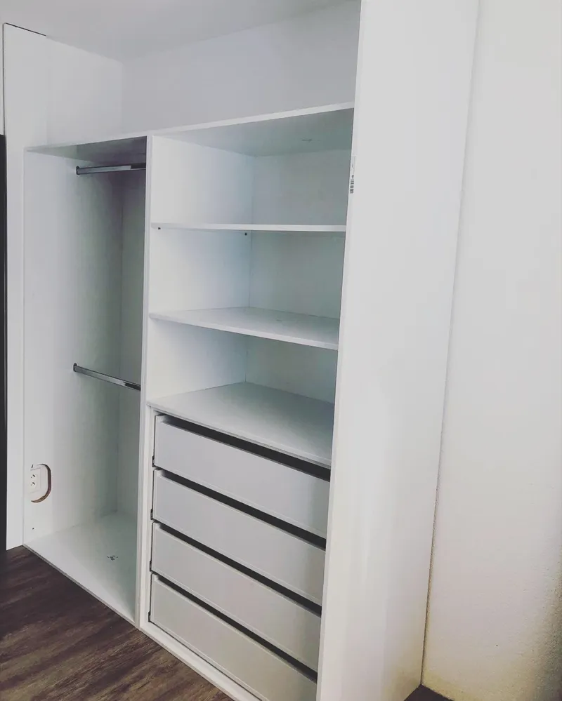 Vstavaná skriňa na mieru 9